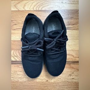 Women’s Allbirds wool runners